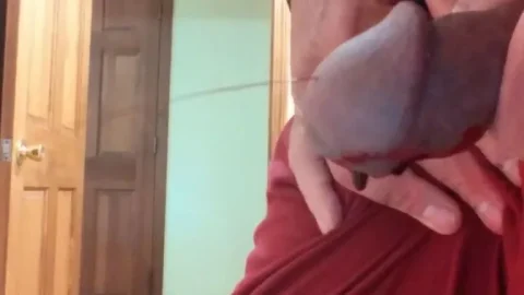 Blood shoots out of cockhead for 110 seconds | PenisCrush.com
